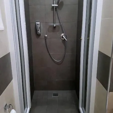 Apartcity 2* نابولي