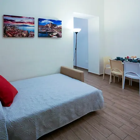 Apartcity Bed & Breakfast 2*